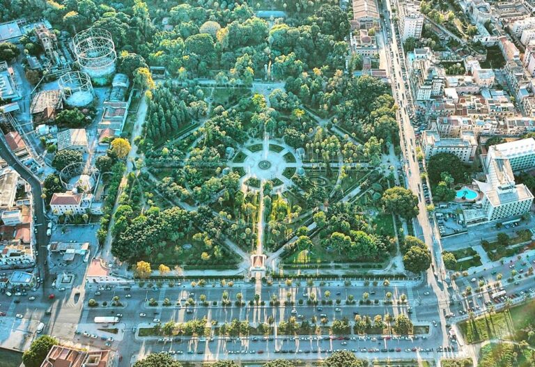 Vista aerea di un parco cittadino italiano siclia